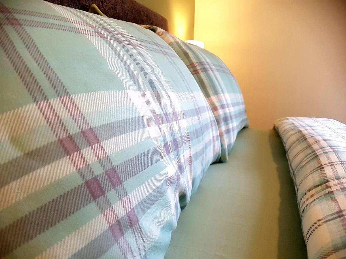 Hill View 2 Bedroom Free Parking Inverness Dış mekan fotoğraf