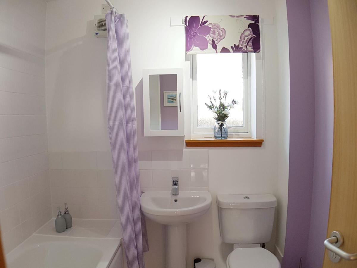 Hill View 2 Bedroom Free Parking Inverness Dış mekan fotoğraf