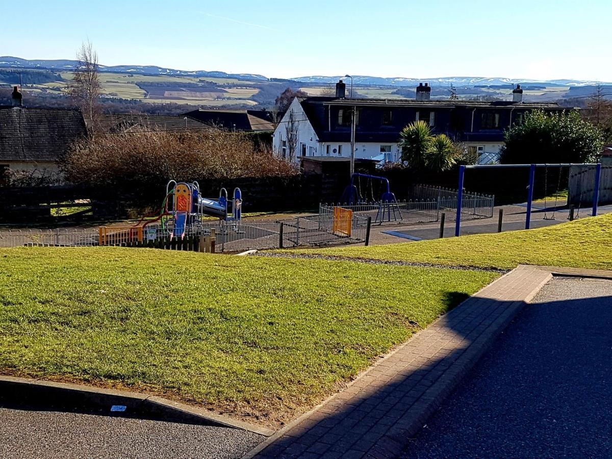Hill View 2 Bedroom Free Parking Inverness Dış mekan fotoğraf