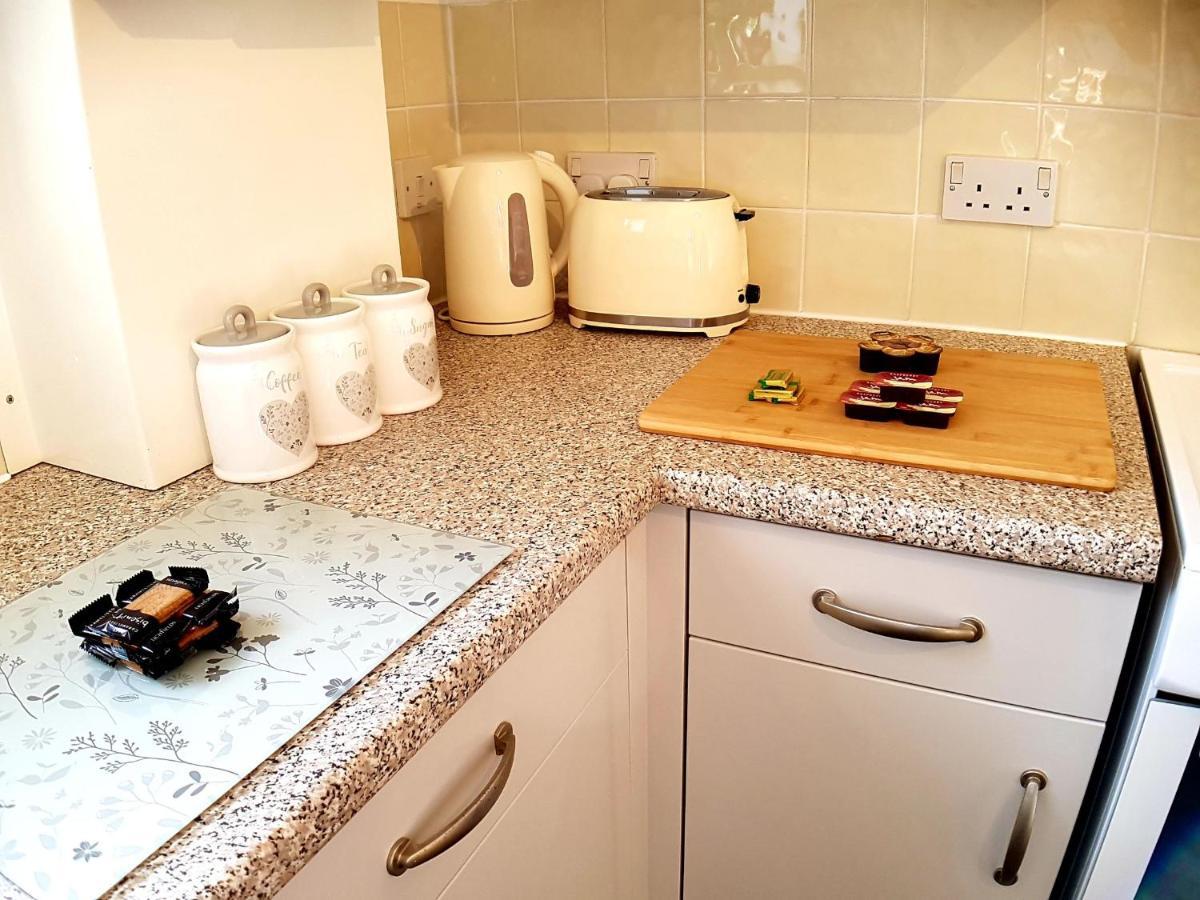 Hill View 2 Bedroom Free Parking Inverness Dış mekan fotoğraf