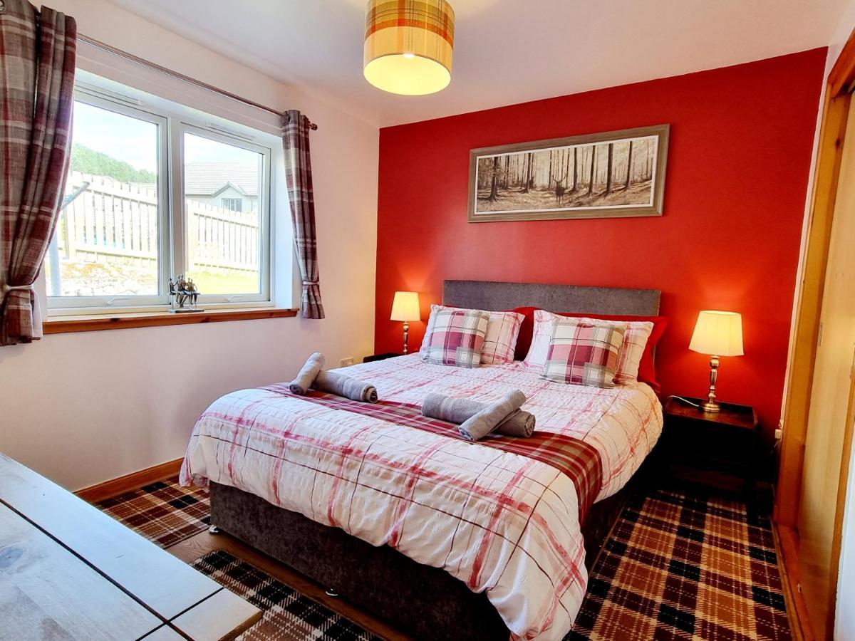 Hill View 2 Bedroom Free Parking Inverness Dış mekan fotoğraf